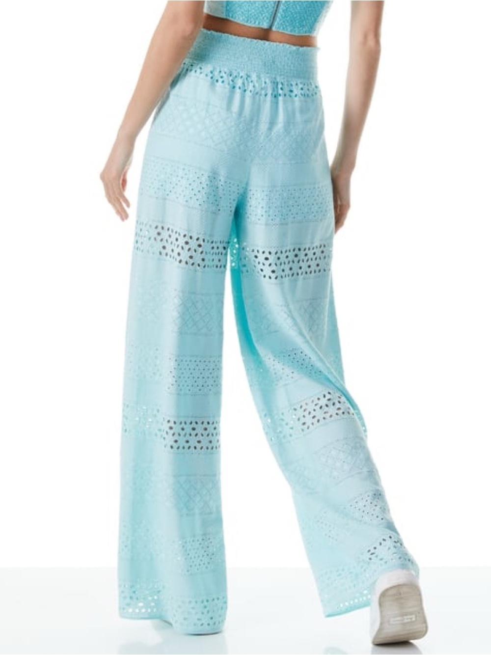 Alice + Olivia Russell High Waisted Eyelet Pant in Powder Blue Small - Picture 2 of 13